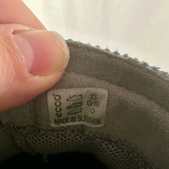 Ecco Men's EU 46 (US 12 to 12.5) Gray Leather Green Sole Wingtip Sneaker Shoes - Picture 2 of 8